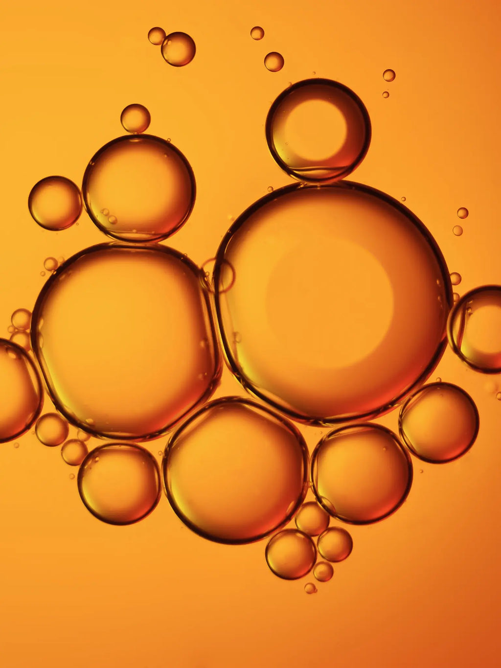 THE INMANI PURE – En ren og botanisk formulering af molekylærbiolog Ines Maria Nielsen, der genopbygger hudens naturlige lipidbalance uden irritation.