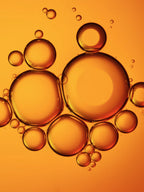 THE INMANI PURE – En ren og botanisk formulering af molekylærbiolog Ines Maria Nielsen, der genopbygger hudens naturlige lipidbalance uden irritation.