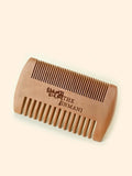 THE INMANI skægkam i massivt sandeltræ. En kompakt og antistatisk kam til mænd, skabt til at udrede skægget uden at skabe krus.